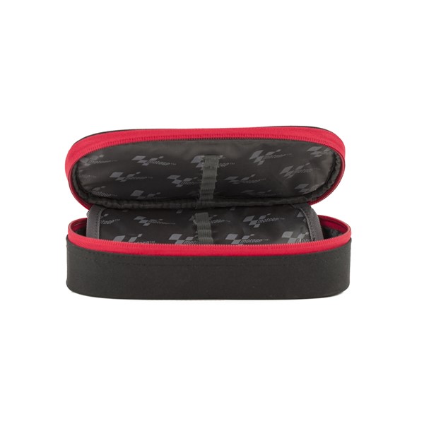 Pen�l �ern�, jednopatrov�